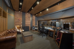 Studio-1